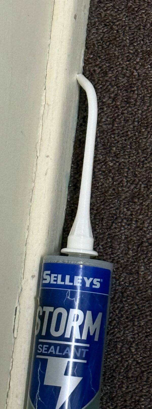 angled silicone tube nozzle